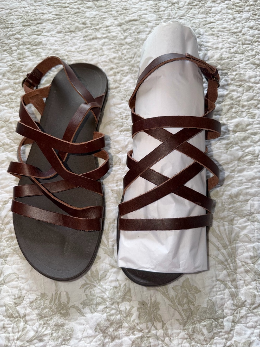 Women’s Olukai Awe Awe Leather Strappy Sandals Size 11. Brand New!